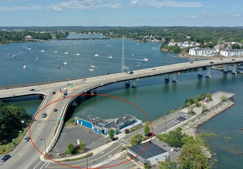 2 Bridge St, Salem, MA 01970