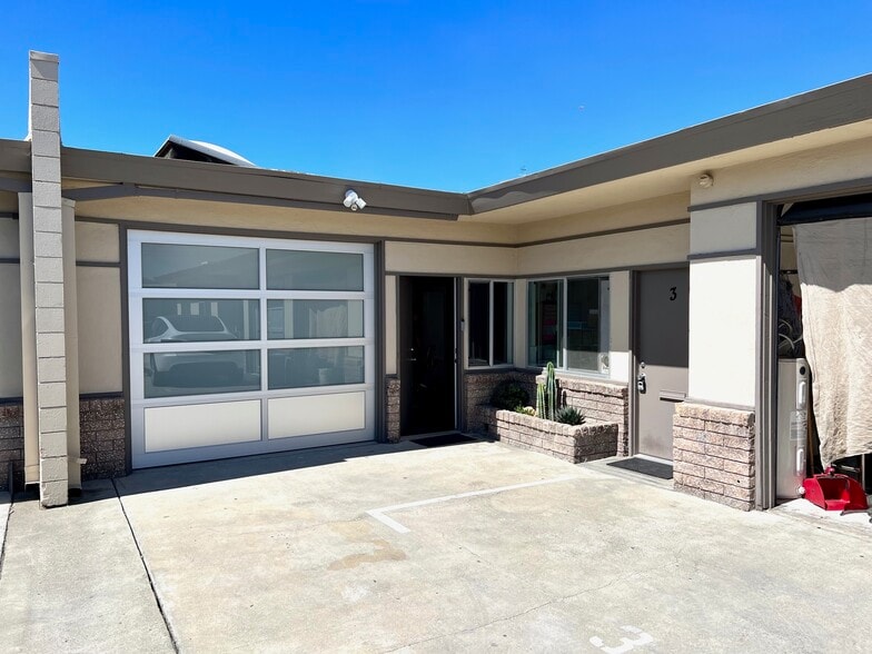 891-897 Barron Ave, Redwood City, CA for lease - Building Photo - Image 3 of 4