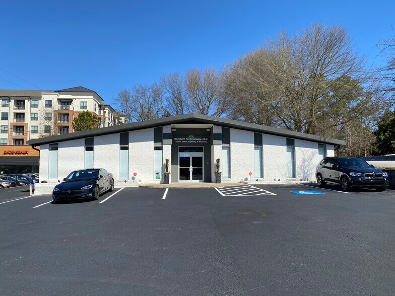 174 W Wieuca Rd, Atlanta, GA 30342