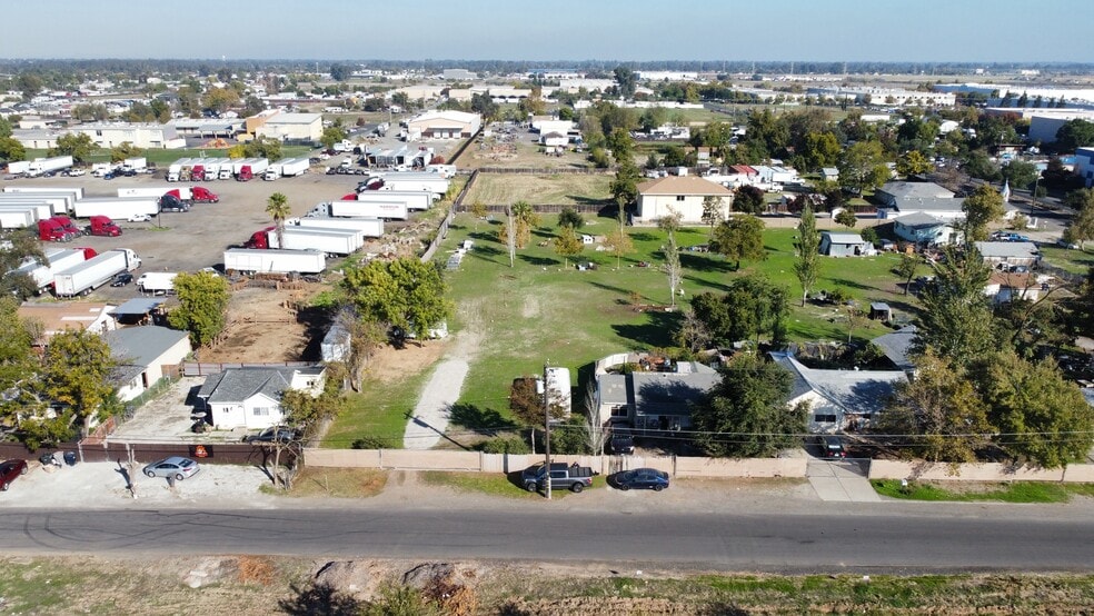 1517-1521 Grace Ave, Sacramento, CA for sale - Aerial - Image 1 of 3