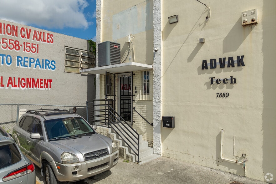 9869 NW 79th Ave, Medley, FL for lease - Building Photo - Image 3 of 5