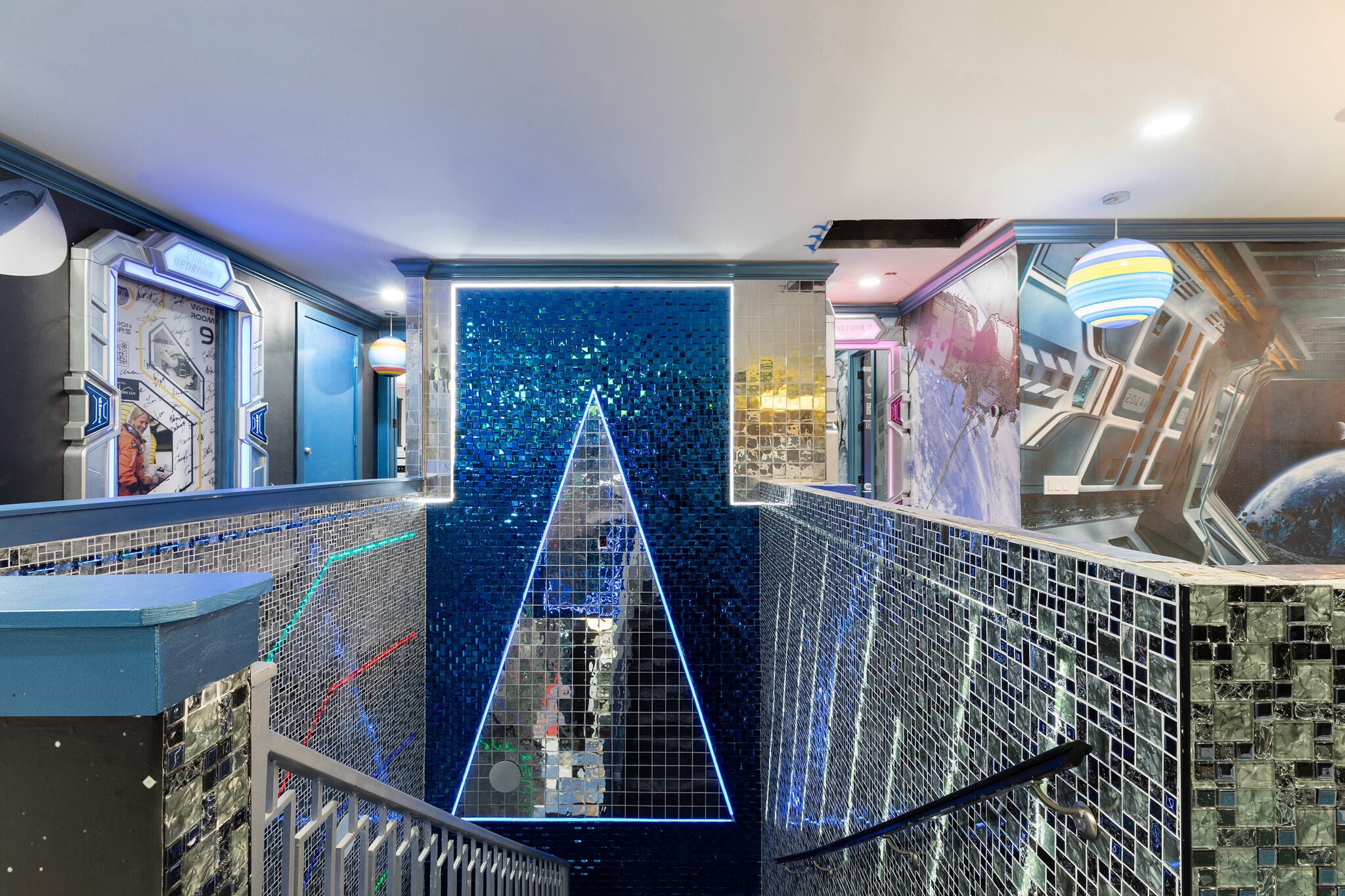 1015 Fantasy Dr, Davenport, FL for sale Primary Photo- Image 1 of 74