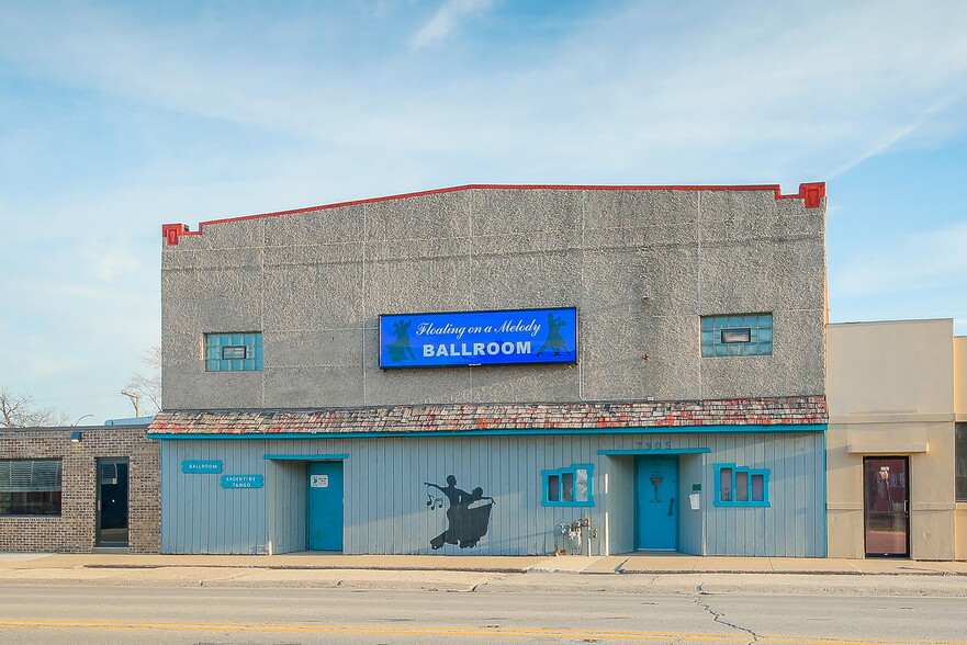 7905 Ogden Ave, Lyons, IL for sale - Primary Photo - Image 1 of 1