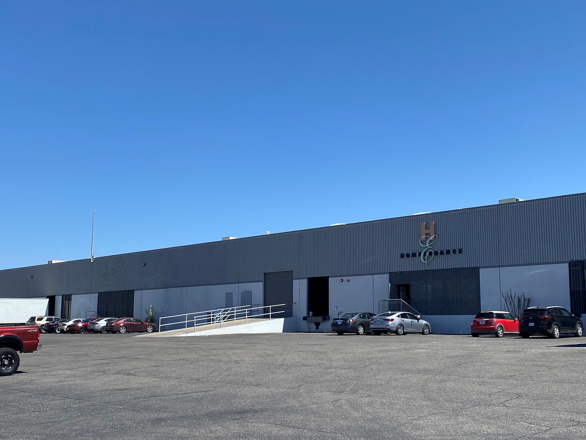 927 Tony Lama St, El Paso, TX for sale Building Photo- Image 1 of 1