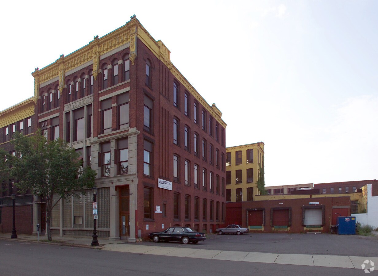 101127 Lyman St, Springfield, MA 01103 Industrial for Sale