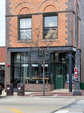 15 E Wilson St, Batavia, IL for lease Building Photo- Image 2 of 9