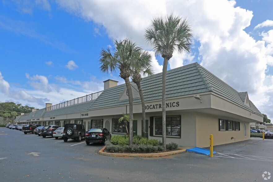 910-944 Clint Moore Rd, Boca Raton, FL for lease - Building Photo - Image 2 of 3