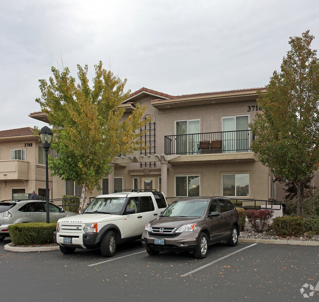 3716 Lakeside Dr, Reno, NV for sale - Building Photo - Image 1 of 1