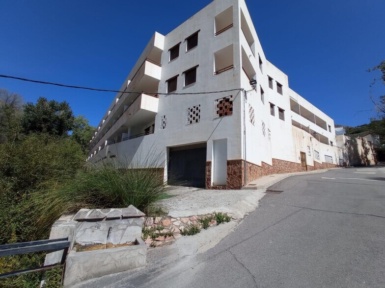 in Paterna del Río for sale - Building Photo - Image 2 of 11