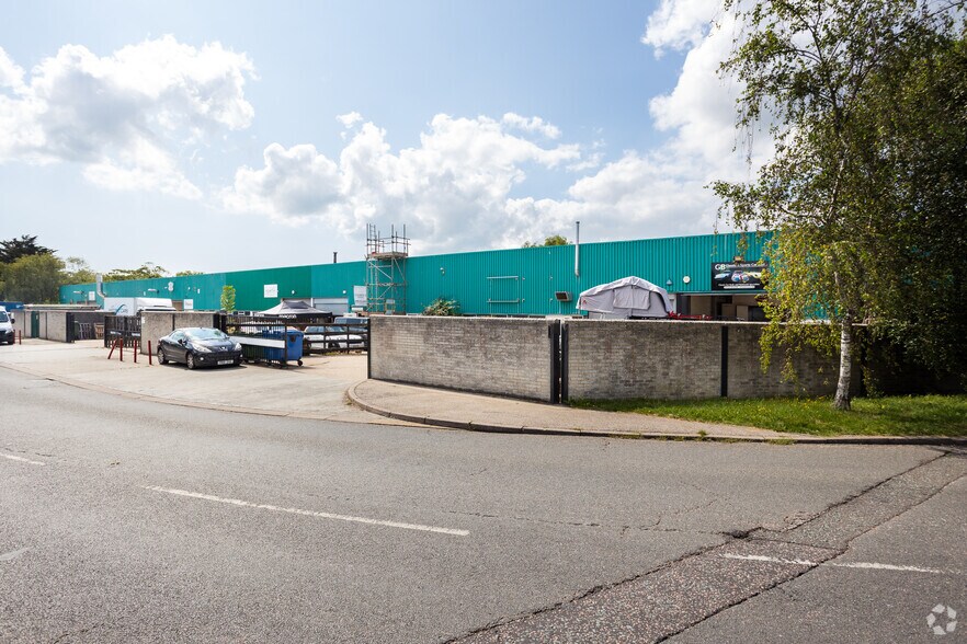 Castleham Rd, St Leonards On Sea for lease - Primary Photo - Image 1 of 7