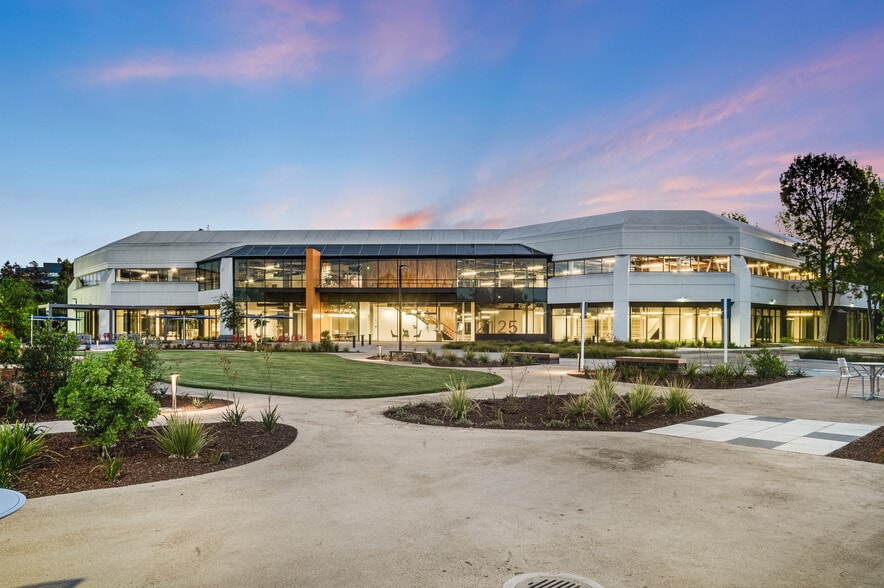 2125 O'Nel Dr, San Jose, CA for lease - Building Photo - Image 3 of 15