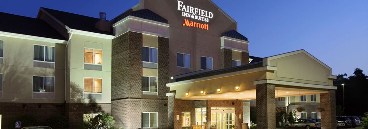 139 Amerihost Dr, Weirton, WV for sale Building Photo- Image 1 of 1