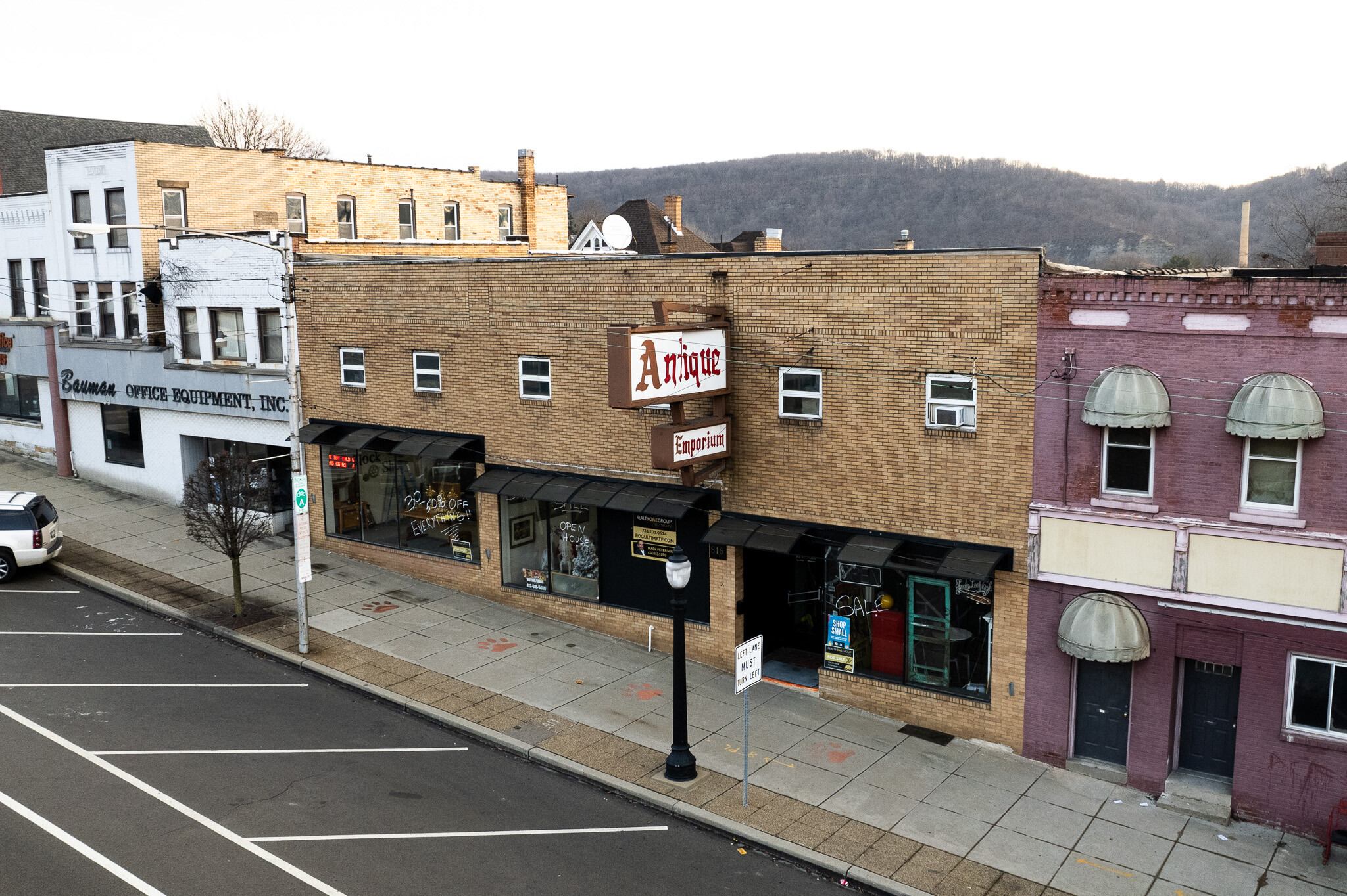 818 7th Ave, Beaver Falls, PA for sale Primary Photo- Image 1 of 11