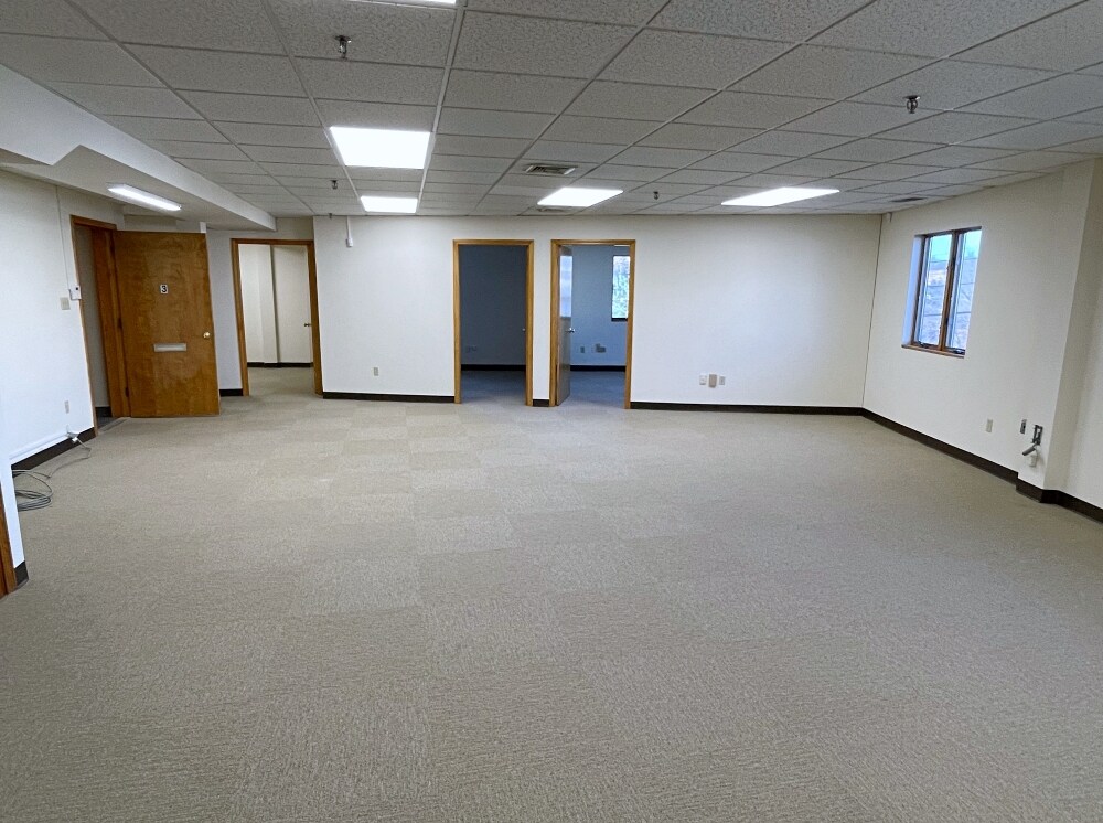 10 Walnut Hill Park, Woburn, MA 01801 Industrial for Lease