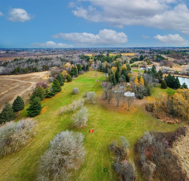 250 South Summit Farm Rd, King, ON for sale - Aerial - Image 3 of 3