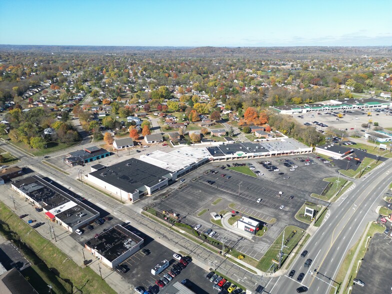 4727-4785 Dixie Hwy, Fairfield, OH for sale - Building Photo - Image 2 of 6