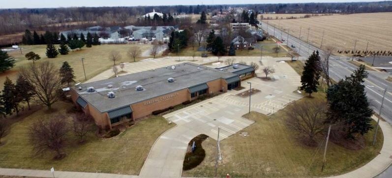 5212 hill Ave, Toledo, OH for sale - Building Photo - Image 1 of 1