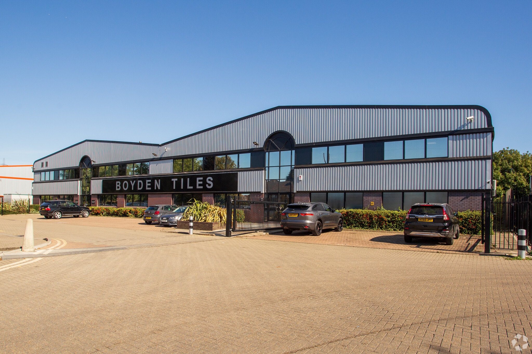 108 Beddington Ln, Croydon for sale Building Photo- Image 1 of 1