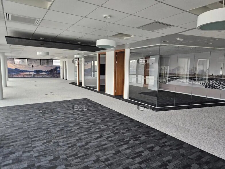 Office in Ivry-sur-Seine for lease - Interior Photo - Image 2 of 32