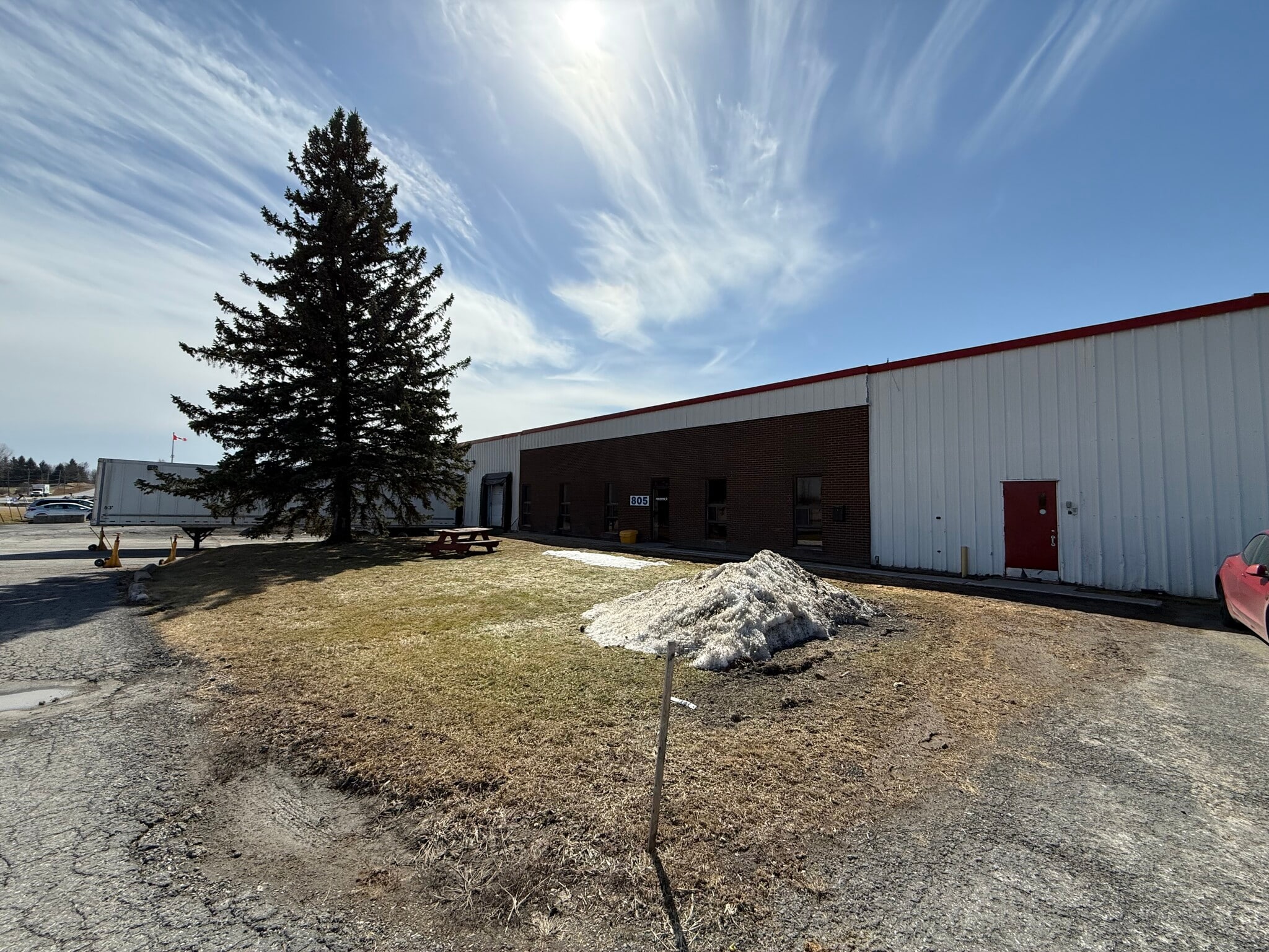 825 Boundary Rd, Cornwall, ON for sale Primary Photo- Image 1 of 1