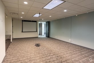 1 Corporate Dr, Long Grove, IL for lease Interior Photo- Image 2 of 8