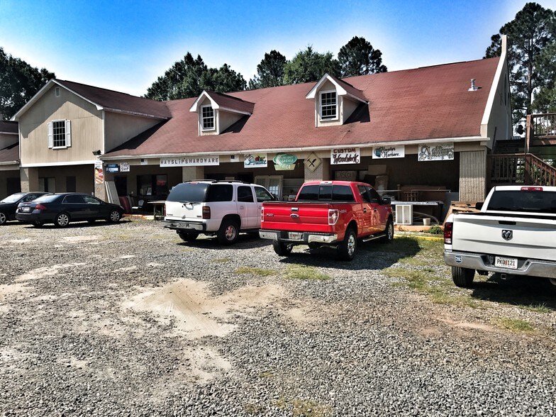 6183 S Highway 41, Bolingbroke, GA 31004