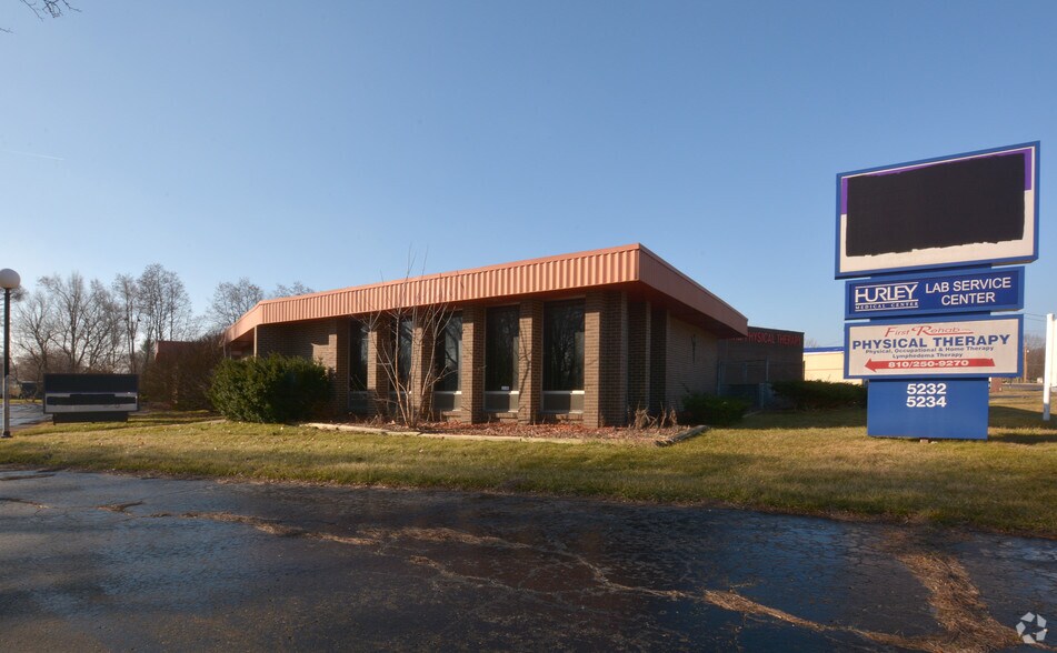 5232 Richfield Rd, Flint, MI for lease - Building Photo - Image 2 of 3