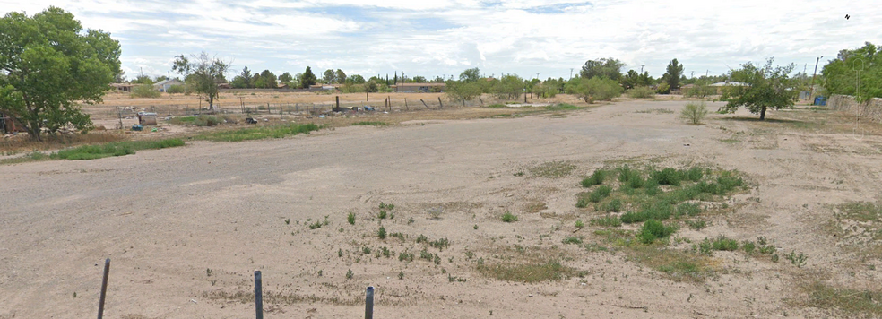 332 Apodaca Rd, Socorro, TX for sale - Building Photo - Image 3 of 5