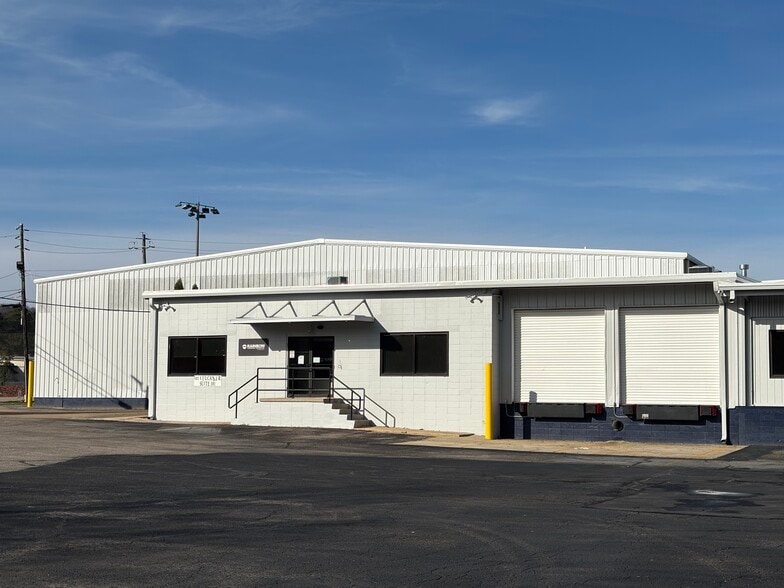 511 Vulcan Dr, Irondale, AL for lease - Building Photo - Image 1 of 7