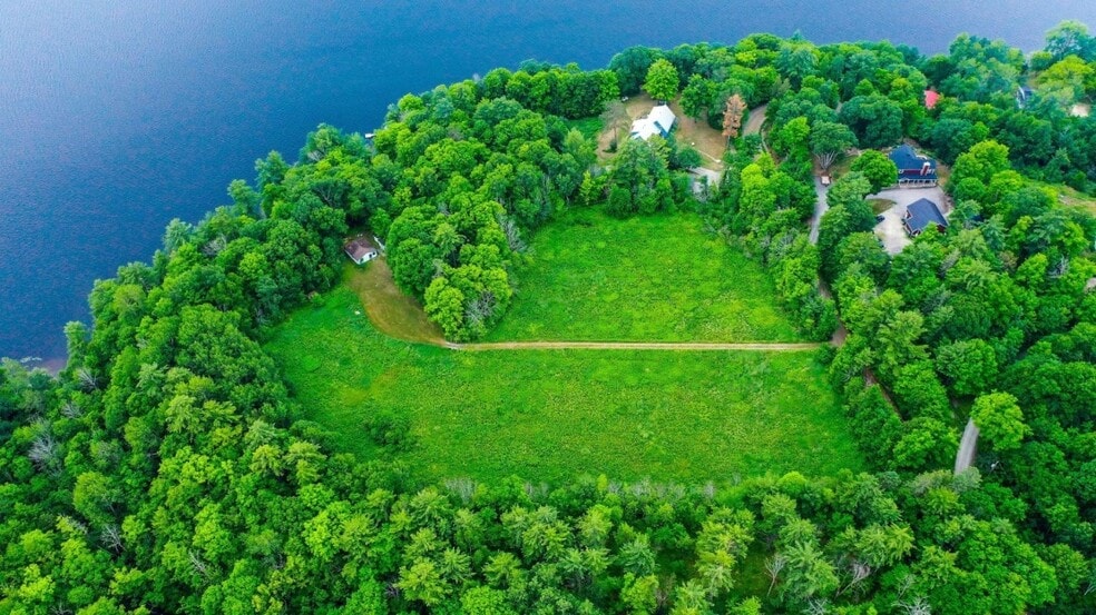 105 Ch River, Cantley, QC for sale - Primary Photo - Image 1 of 1