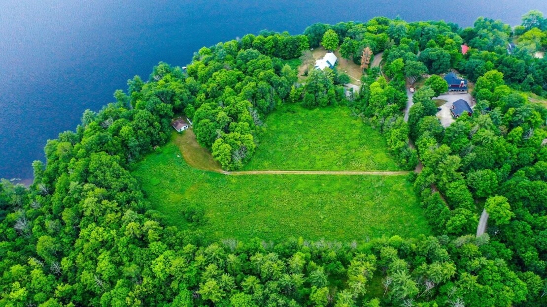 105 Ch River, Cantley, QC for sale Primary Photo- Image 1 of 1