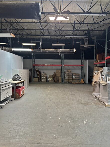 4 Mark Rd, Kenilworth, NJ for sale - Interior Photo - Image 2 of 10