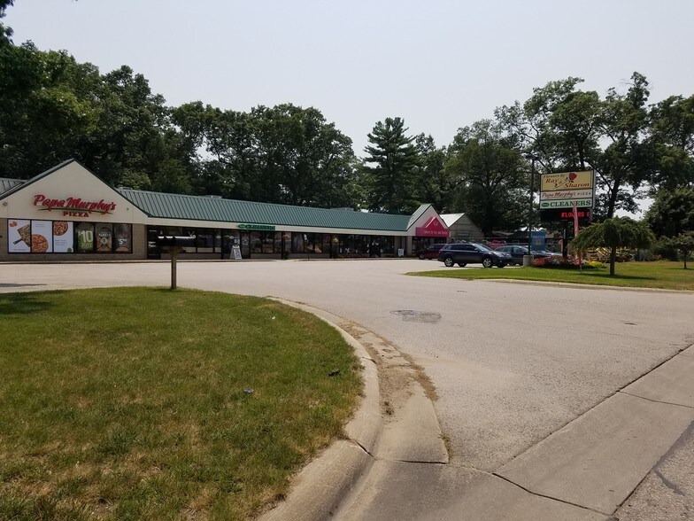 1888 Holton Rd, Muskegon, MI for sale - Building Photo - Image 1 of 1