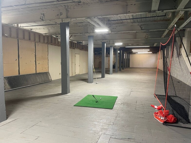 100 Grand St, Worcester, MA for lease - Building Photo - Image 3 of 7