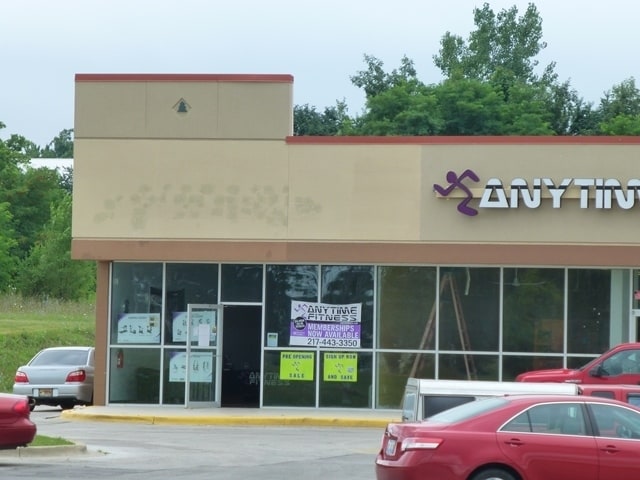 22 W Newell Rd, Danville, IL for lease - Building Photo - Image 2 of 4