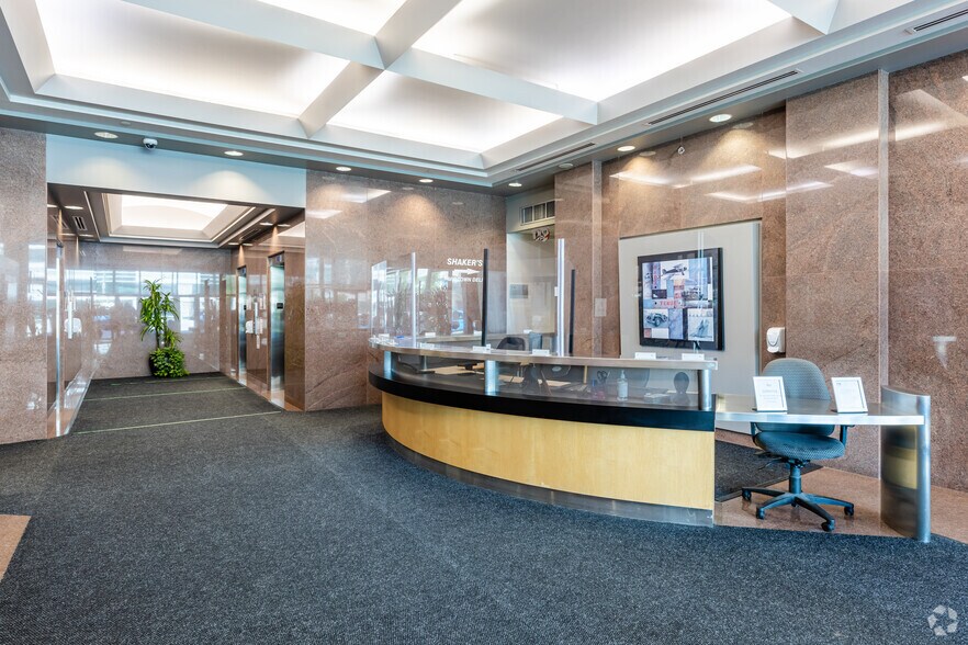 360 Lisgar St, Ottawa, ON for lease - Lobby - Image 3 of 14