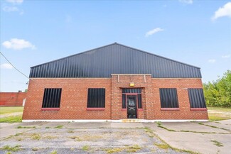 More details for 106 E 9th St, Waterloo, IA - Industrial for Sale