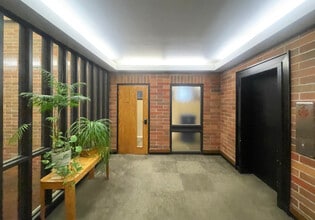 777 High St, Eugene, OR for lease Interior Photo- Image 1 of 6