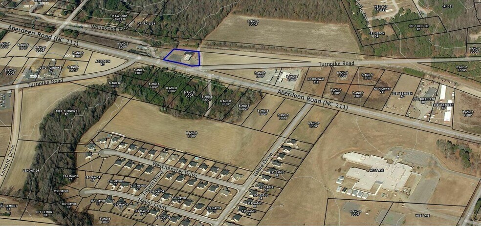 526 Aberdeen Rd, Raeford, NC for sale - Building Photo - Image 3 of 17