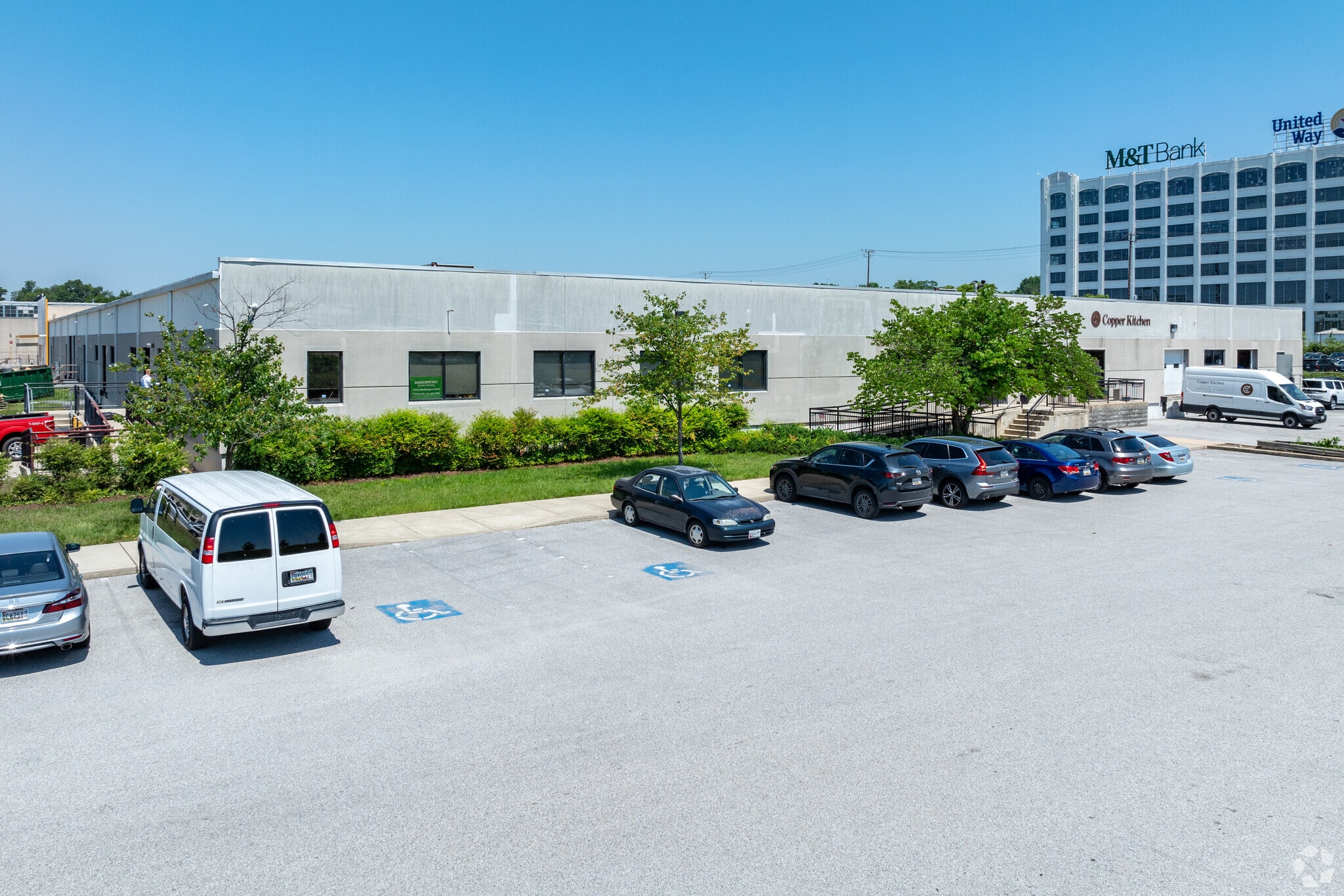 2050 Washington Blvd, Baltimore, MD for lease Building Photo- Image 1 of 8