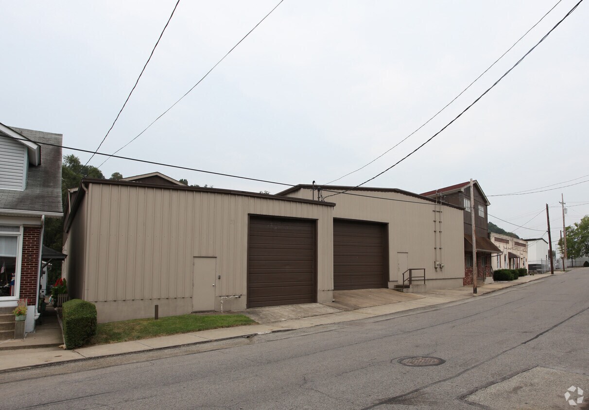 638 Atlantic Ave, Mckeesport, PA for sale Building Photo- Image 1 of 1