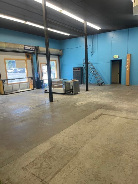 11448 Deerfield Dr, Truckee, CA for lease - Building Photo - Image 3 of 12