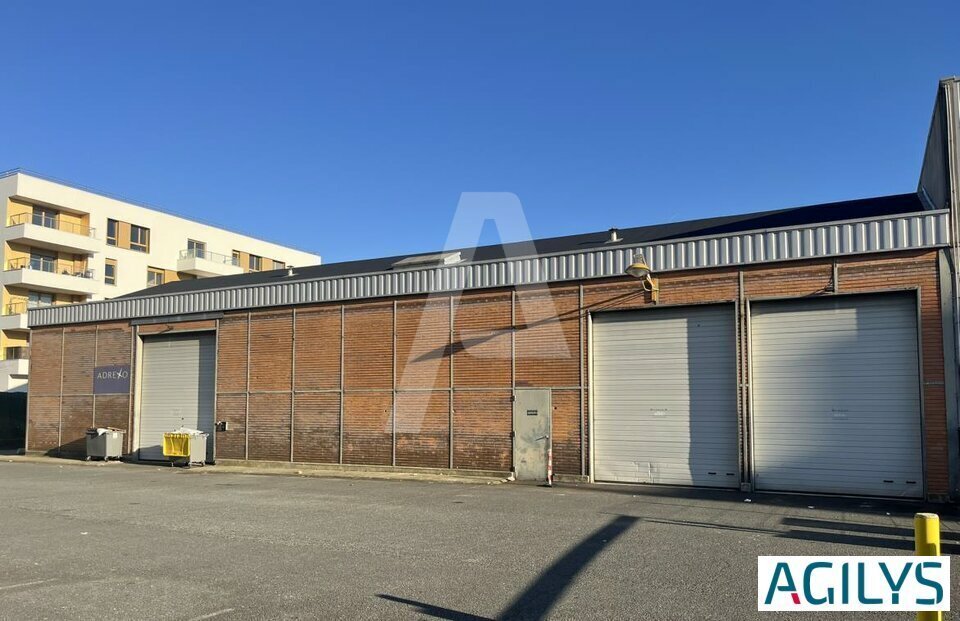 4 Rue Galvani, Massy for lease Building Photo- Image 1 of 12