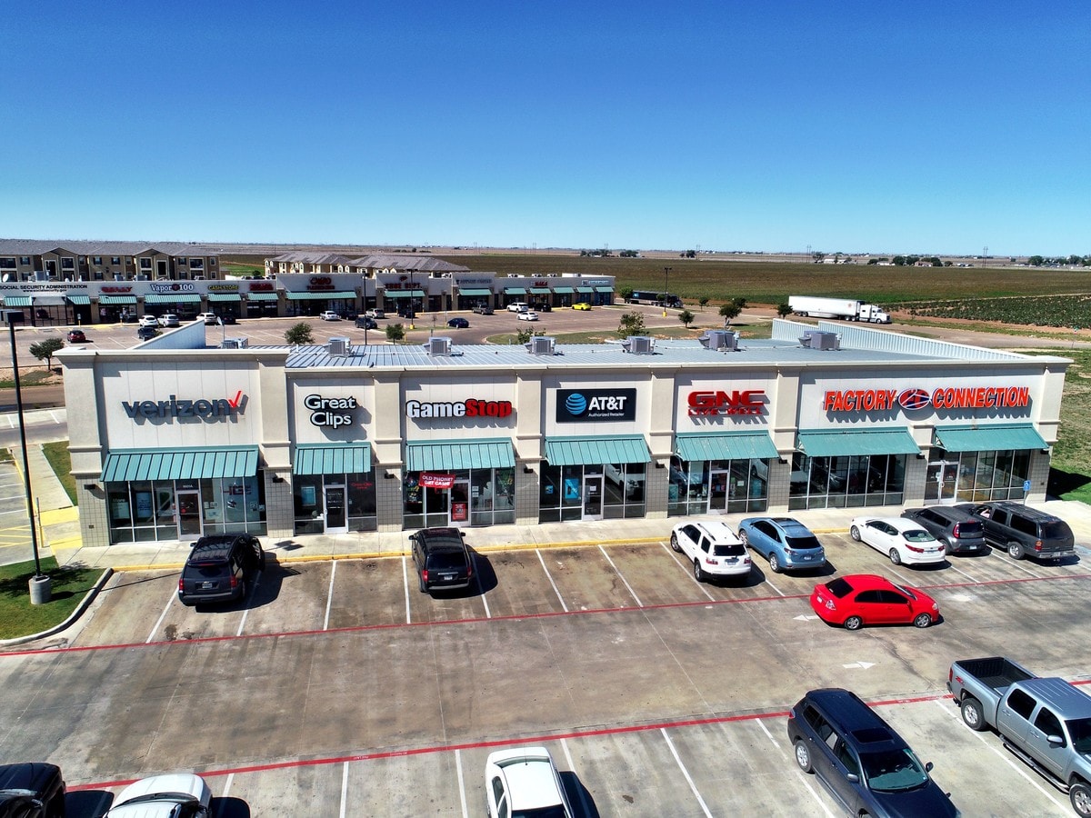 1601 N I27, Plainview, TX 79072