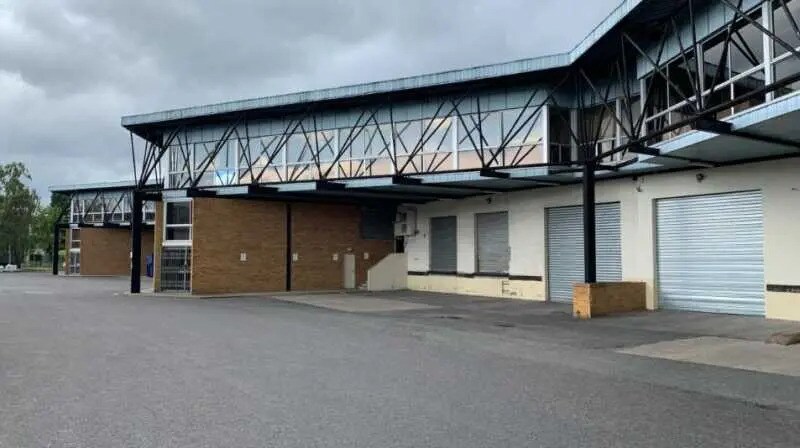 12 Avenue Arago, Morangis for lease Building Photo- Image 1 of 7