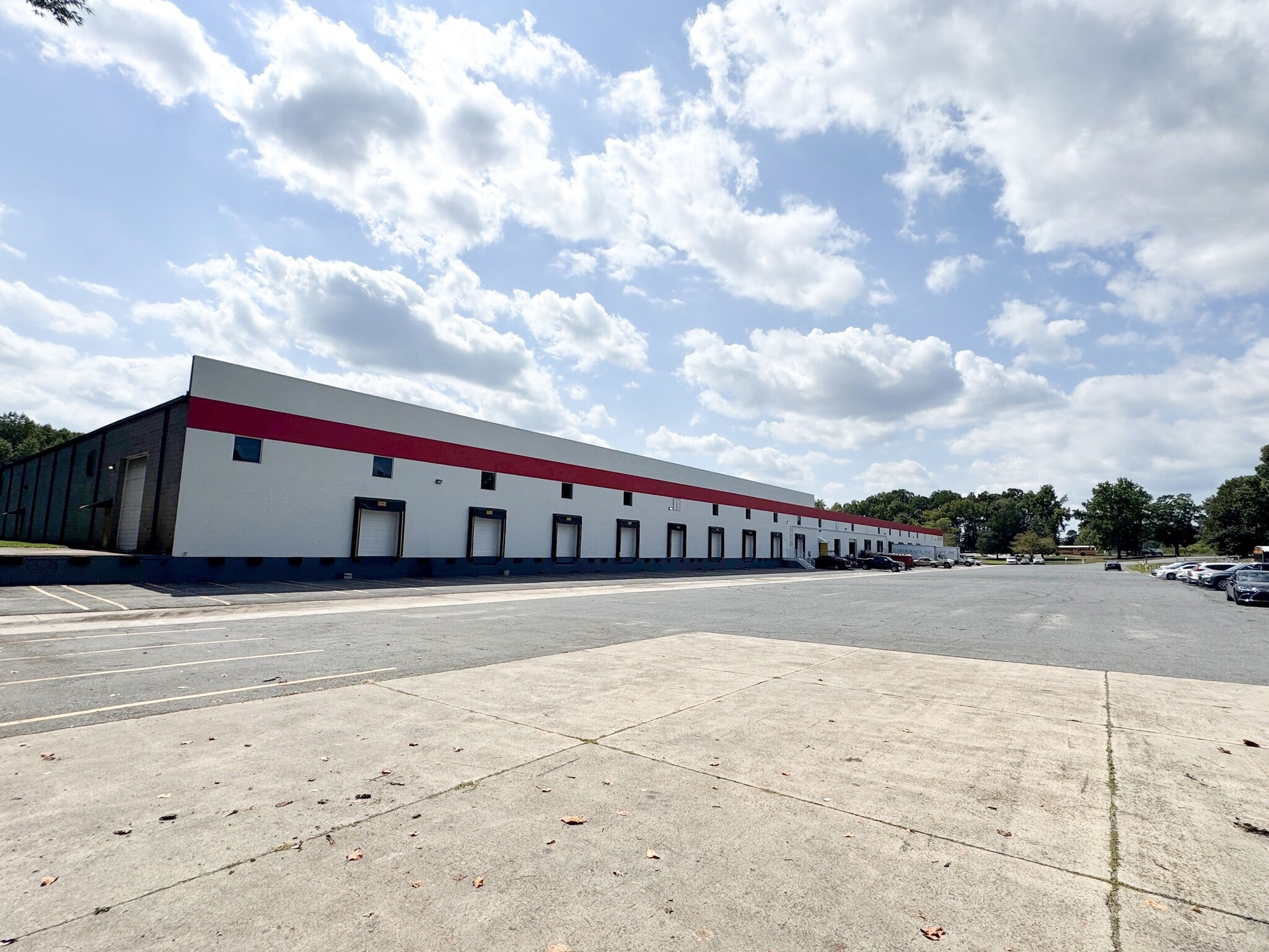 6924 Orr Rd, Charlotte, NC for lease Building Photo- Image 1 of 6