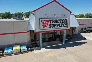 More details for 300 Savage Ave, Lamar, CO - Retail for Sale