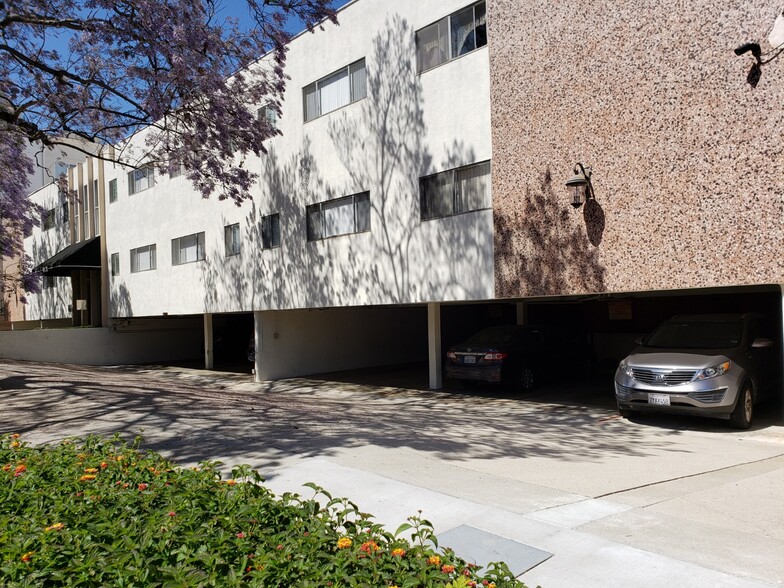 1830 Greenfield Ave, Los Angeles, CA for sale - Building Photo - Image 1 of 29