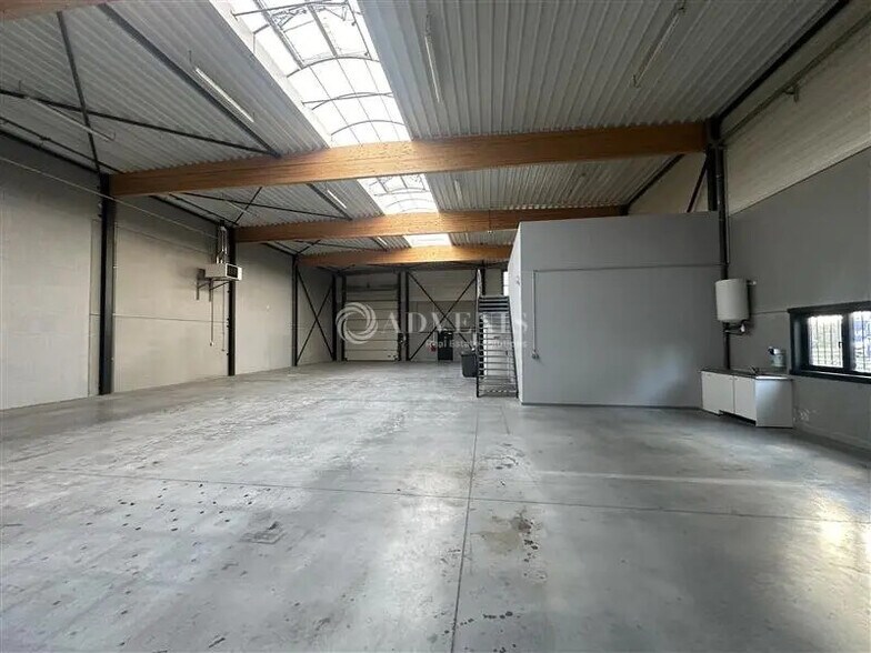 Industrial in Roncq for lease - Interior Photo - Image 3 of 8