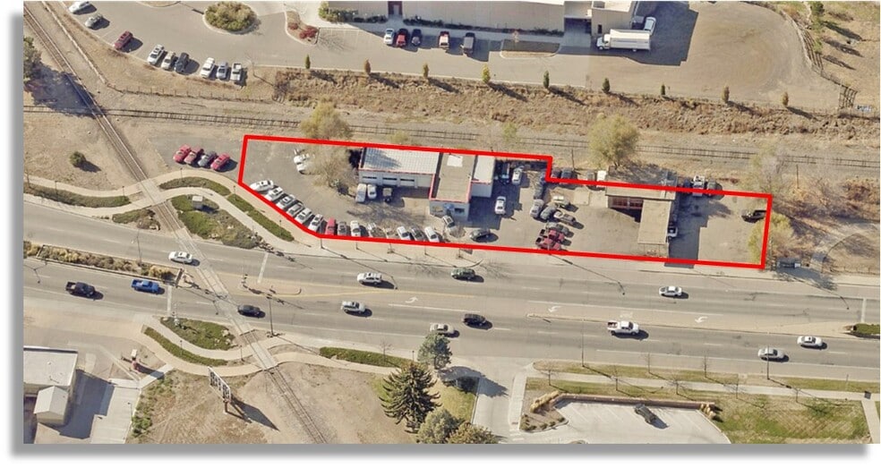 425 & 429 N. College Ave portfolio of 2 properties for sale on LoopNet.com - Building Photo - Image 3 of 7